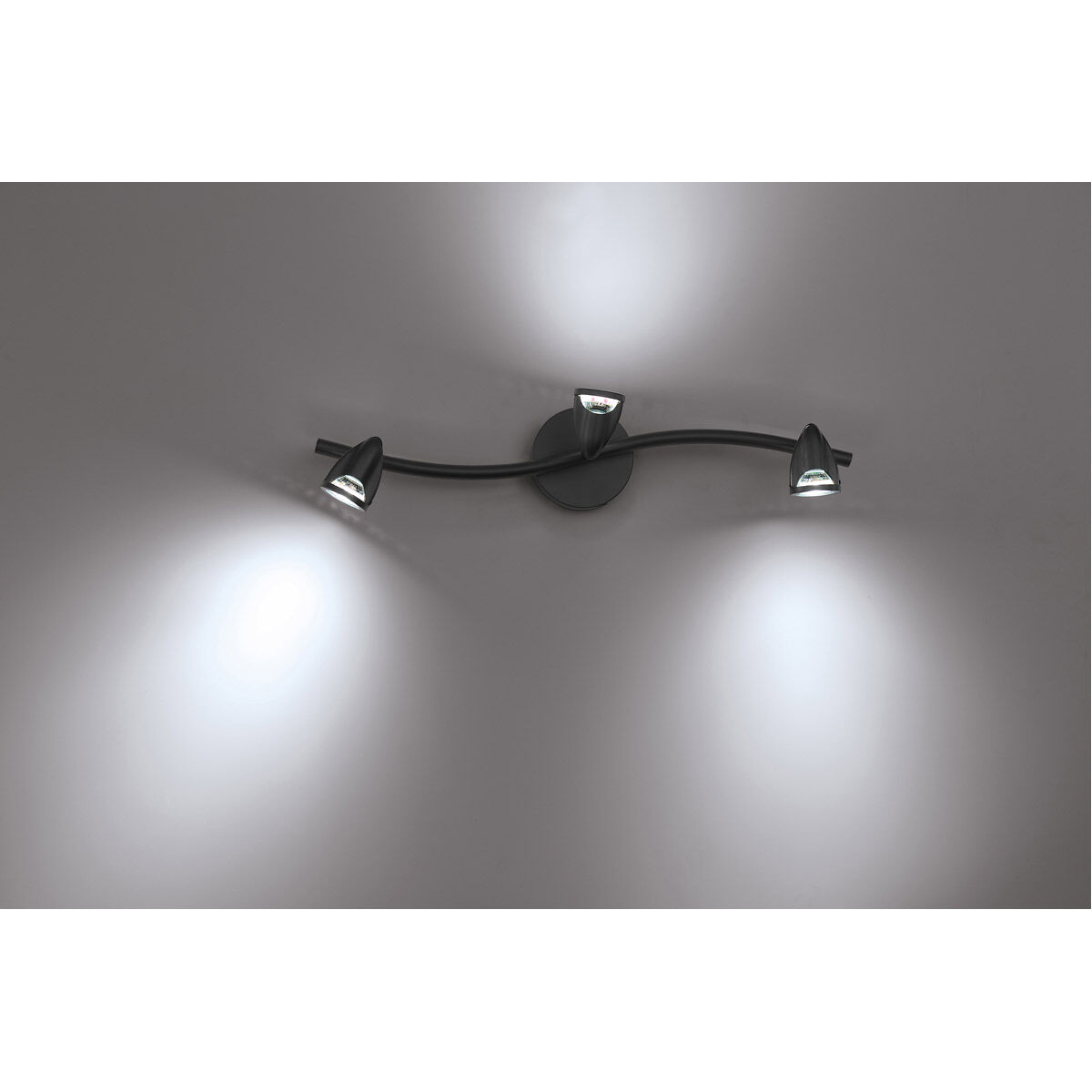 【ラッピング不可】 Access 52203LEDDLP-BL Cobra Black 5.50 watt LED Spotlight スキー