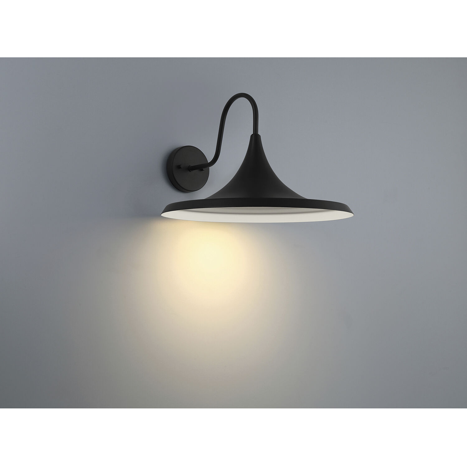 Pella Outdoor Wall Mount